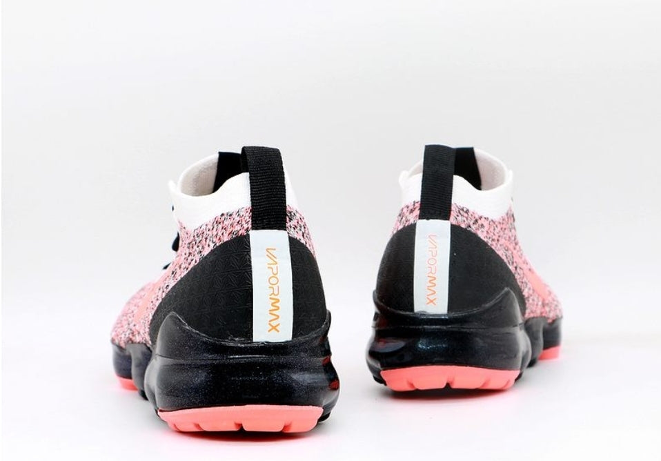 Les baskets Nike Vapormax 3.0 allient style moderne.design épuré et innovant attire l'attention de tous.pas cher. Le moins cher. 