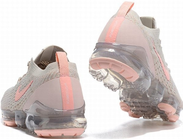 Les baskets Nike Vapormax 3.0 allient style moderne.design épuré et innovant attire l'attention de tous.pas cher. Le moins cher. 