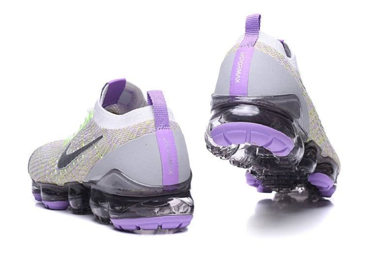 Les baskets Nike Vapormax 3.0 allient style moderne.design épuré et innovant attire l'attention de tous.pas cher. Le moins cher. 