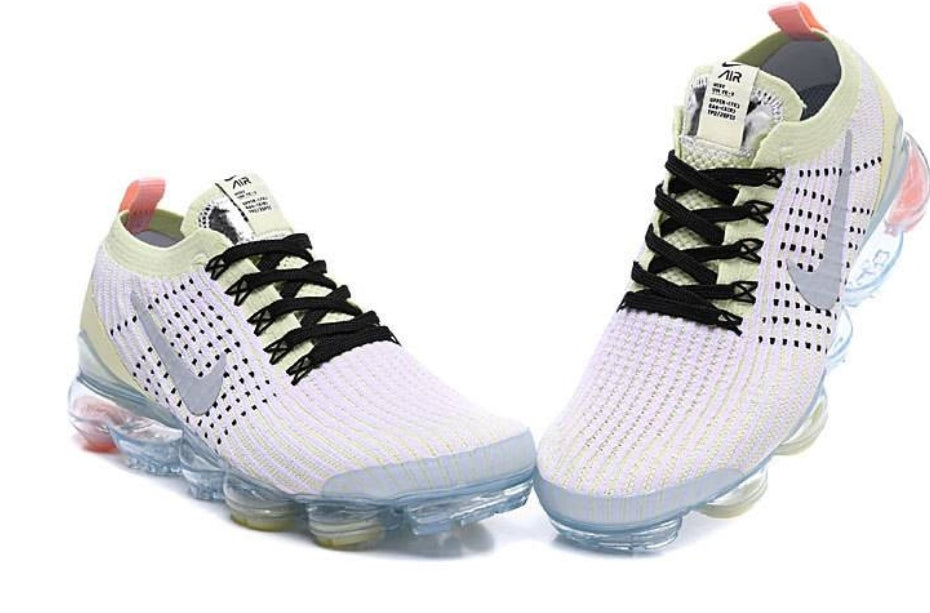 Les baskets Nike Vapormax 3.0 allient style moderne.design épuré et innovant attire l'attention de tous.pas cher. Le moins cher. 