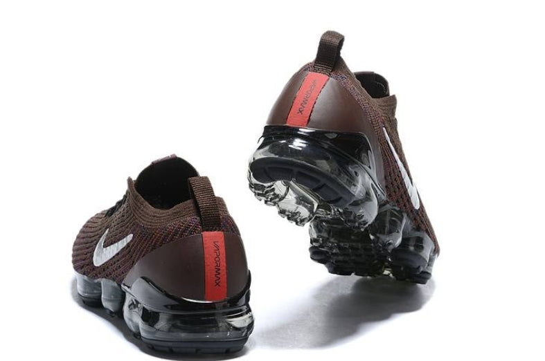Les baskets Nike Vapormax 3.0 allient style moderne.design épuré et innovant attire l'attention de tous.pas cher. Le moins cher. 