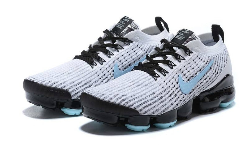 Les baskets Nike Vapormax 3.0 allient style moderne.design épuré et innovant attire l'attention de tous.pas cher. Le moins cher. 