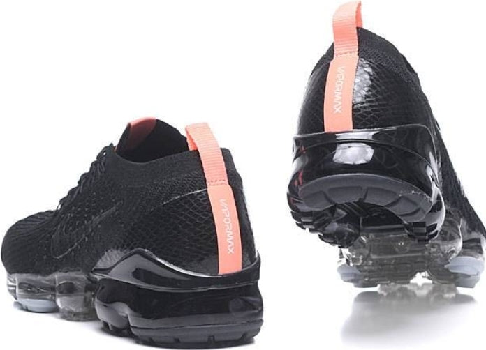 Les baskets Nike Vapormax 3.0 allient style moderne.design épuré et innovant attire l'attention de tous.pas cher. Le moins cher. 