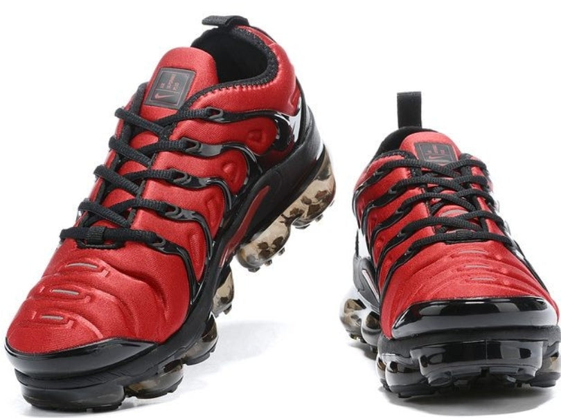 Les baskets Nike Tn Air VaporMax Plus combinent un style audacieux et des performances avancées.  design unique innovante.de mode.pas cher.le moins cher.