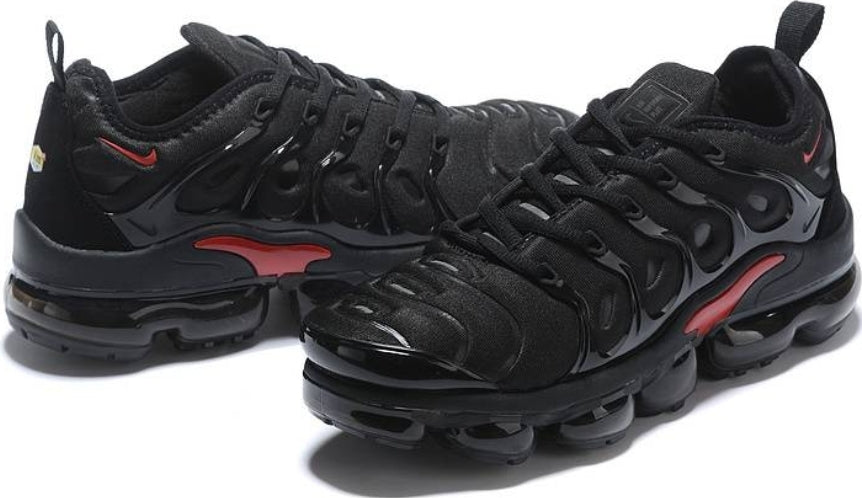 Les baskets Nike Tn Air VaporMax Plus combinent un style audacieux et des performances avancées.  design unique innovante.de mode.pas cher.le moins cher.