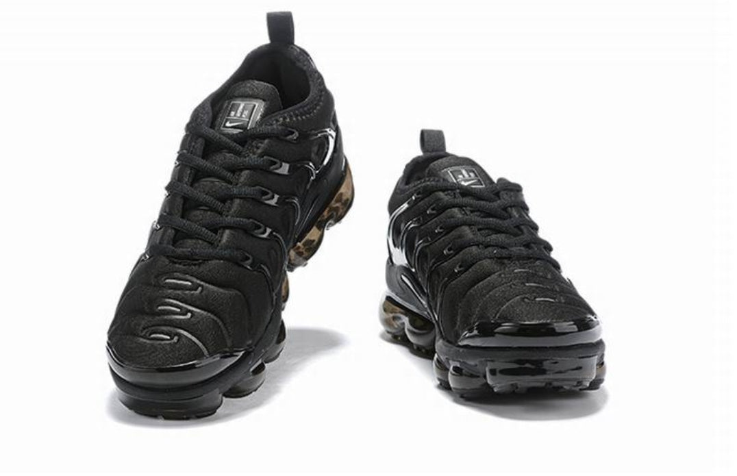 Les baskets Nike Tn Air VaporMax Plus combinent un style audacieux et des performances avancées.  design unique innovante.de mode.pas cher.le moins cher.