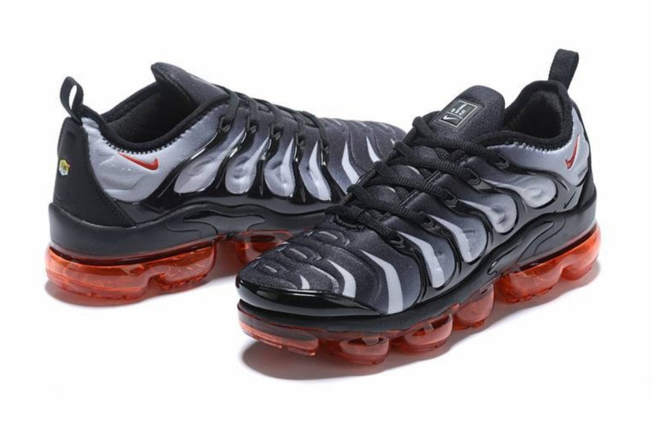 Les baskets Nike Tn Air VaporMax Plus combinent un style audacieux et des performances avancées.  design unique innovante.de mode.pas cher.le moins cher.