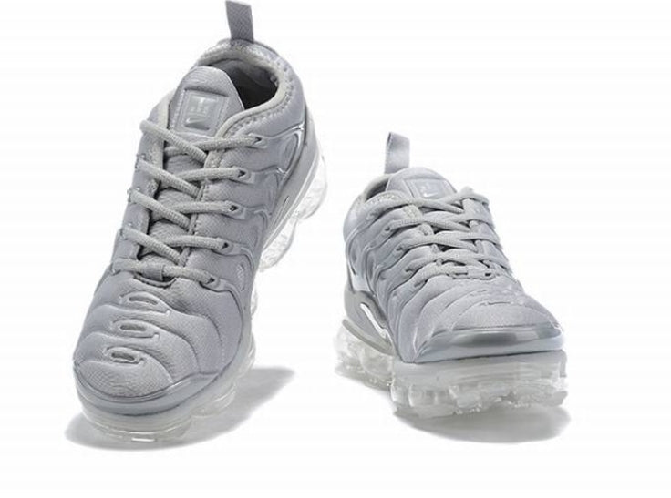 Les baskets Nike Tn Air VaporMax Plus combinent un style audacieux et des performances avancées.  design unique innovante.de mode.pas cher.le moins cher.