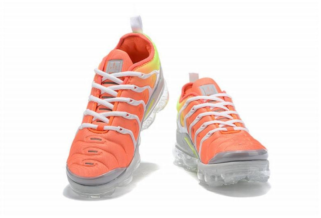 Les baskets Nike Tn Air VaporMax Plus combinent un style audacieux et des performances avancées.  design unique innovante.de mode.pas cher.le moins cher.