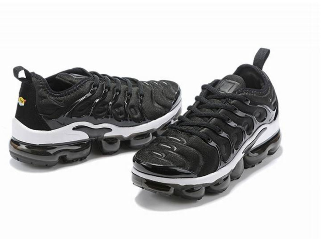 Les baskets Nike Tn Air VaporMax Plus combinent un style audacieux et des performances avancées.  design unique innovante.de mode.pas cher.le moins cher.