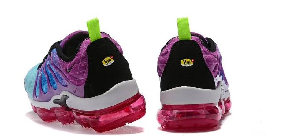 Les baskets Nike Tn Air VaporMax Plus combinent un style audacieux et des performances avancées.  design unique innovante.de mode.pas cher.le moins cher.