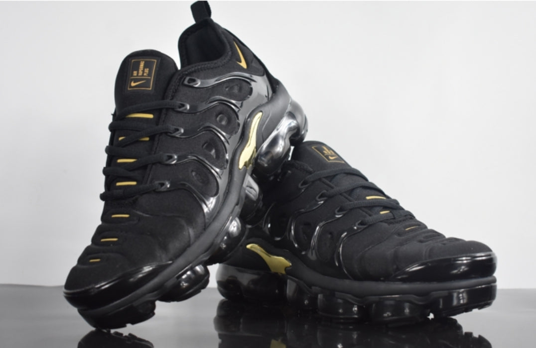 Les baskets Nike Tn Air VaporMax Plus combinent un style audacieux et des performances avancées.  design unique innovante.de mode.pas cher.le moins cher.