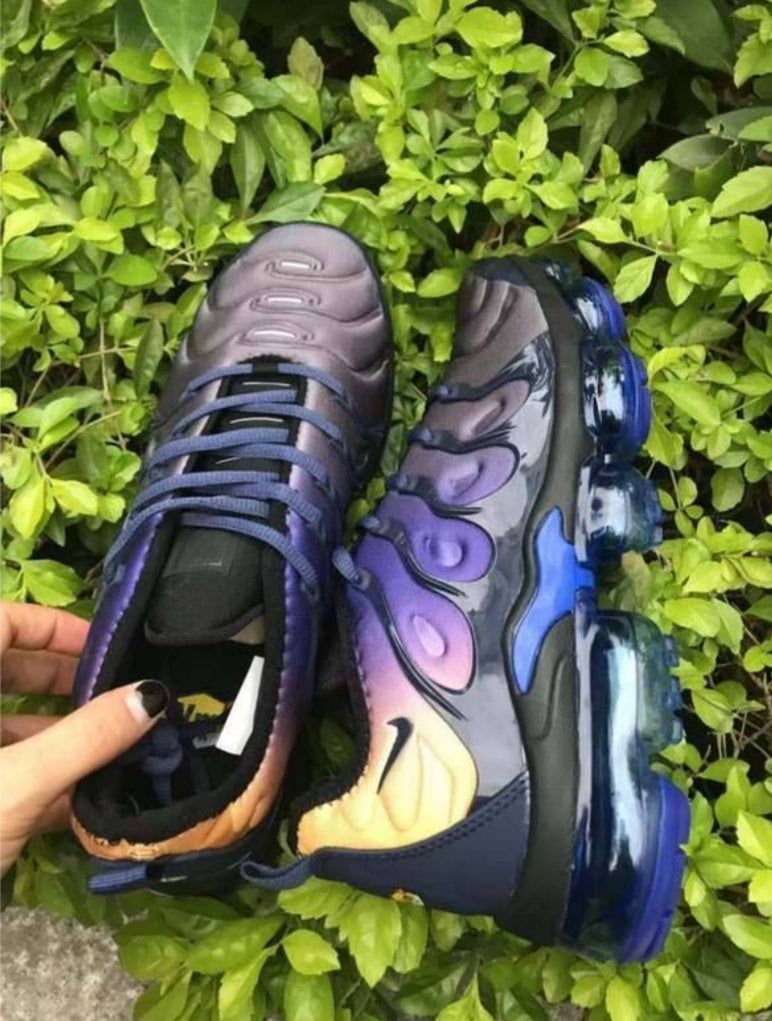Nike Tn Air VaporMax Plus Sneakers
 Persian Violet Midnight Navy