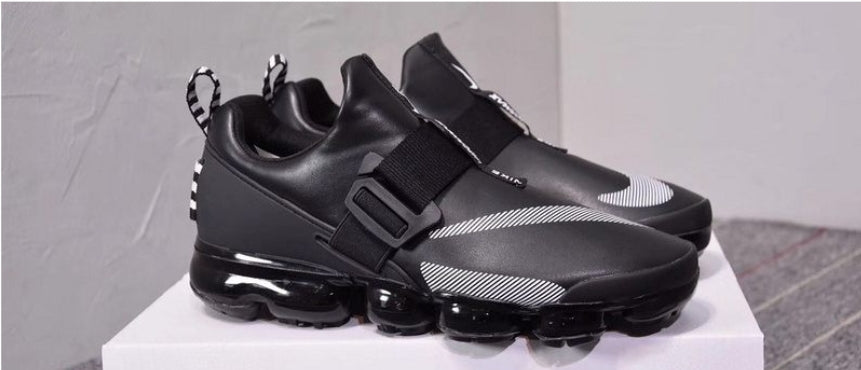 Les baskets Nike Air 2019 combinent style moderne et performance de pointe. Leur design élégant attire tous les regards. Dotées d'une empeigne en mesh respirant.pas cher. Le moins cher.