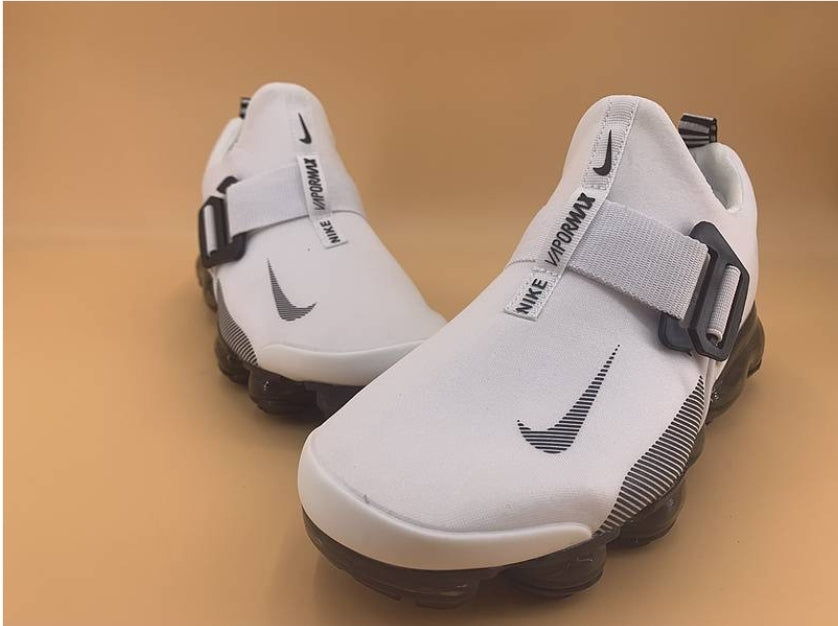 Les baskets Nike Air 2019 combinent style moderne et performance de pointe. Leur design élégant attire tous les regards. Dotées d'une empeigne en mesh respirant.pas cher. Le moins cher.