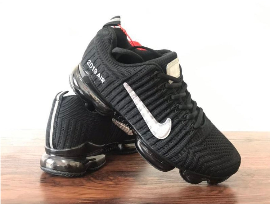 Les baskets Nike Air 2019 combinent style moderne et performance de pointe. Leur design élégant attire tous les regards.  respirant.pas cher. Le moins cher.