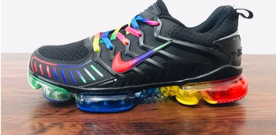 Les baskets Nike Air 2019 combinent style moderne et performance de pointe. Leur design élégant attire tous les regards.  respirant.pas cher. Le moins cher.