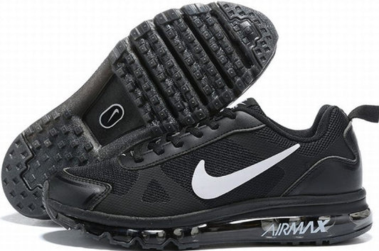 Les baskets Nike Air Shox 2020 allient style moderne et performance avancée. Leur design audacieux et innovant capte l’attention. Pas cher.le moins cher.