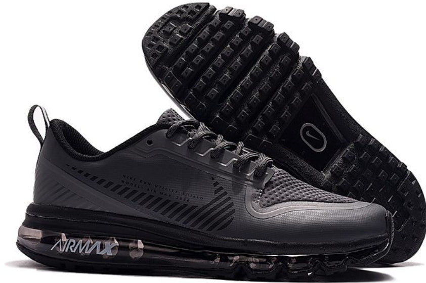 Les baskets Nike Air Shox 2020 allient style moderne et performance avancée. Leur design audacieux et innovant capte l’attention. Pas cher.le moins cher.