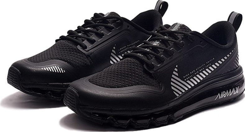 Les baskets Nike Air Shox 2020 allient style moderne et performance avancée. Leur design audacieux et innovant capte l’attention. Pas cher.le moins cher.