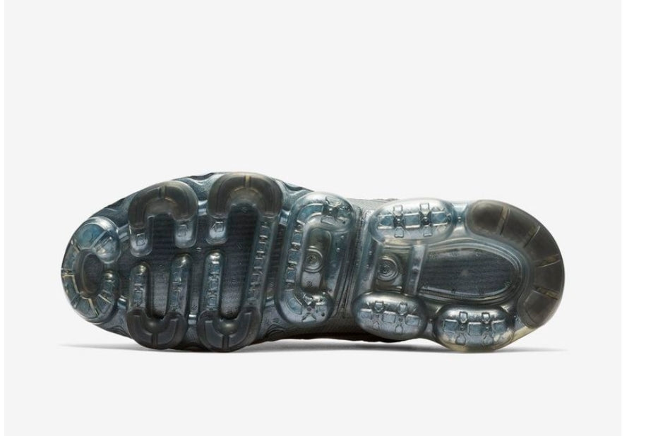 Les baskets Nike Vapormax 2018-2019 incarnent un style audacieux et une performance inégalée, design avant-gardiste 
.pas cher. Le moins cher.