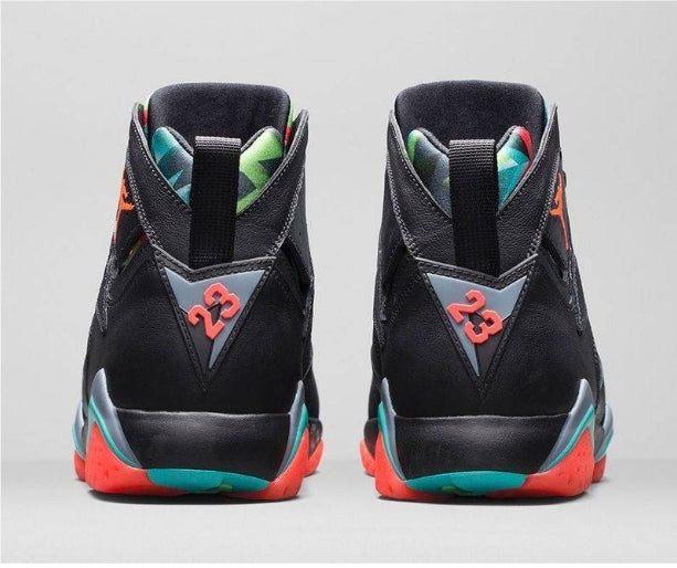 Baskets air Jordan 7 femme Elles ont conquis les amateurs de mode grâce à leur esthétique audacieuse et leurs innovations techniques.