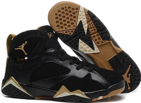 Baskets air Jordan 7 femme Elles ont conquis les amateurs de mode grâce à leur esthétique audacieuse et leurs innovations techniques.