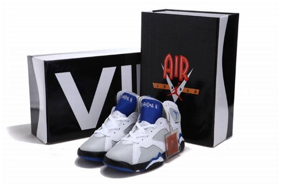Baskets air Jordan 7 femme Elles ont conquis les amateurs de mode grâce à leur esthétique audacieuse et leurs innovations techniques.