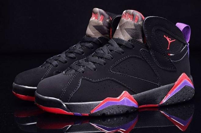 Baskets air Jordan 7 femme Elles ont conquis les amateurs de mode grâce à leur esthétique audacieuse et leurs innovations techniques.