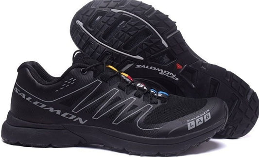 Les baskets Salomon allient performance et style de mode. Leur design innovant  choix incontournable. Pas cher . Le moins cher.