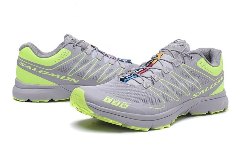 Les baskets Salomon allient performance et style de mode. Leur design innovant  choix incontournable. Pas cher . Le moins cher.