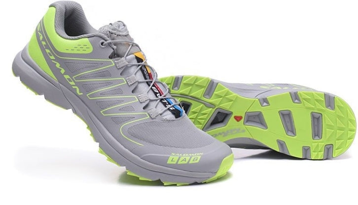 Les baskets Salomon allient performance et style de mode. Leur design innovant  choix incontournable. Pas cher . Le moins cher.