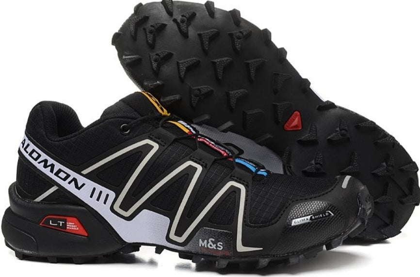 Les baskets Salomon allient performance et style de mode. Leur design innovant  choix incontournable. Pas cher . Le moins cher.