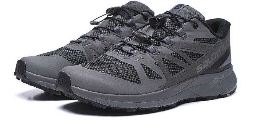 Les baskets Salomon allient performance et style de mode. Leur design innovant  choix incontournable. Pas cher . Le moins cher.