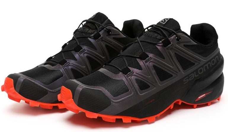 Les baskets Salomon allient performance et style de mode. Leur design innovant  choix incontournable. Pas cher . Le moins cher.