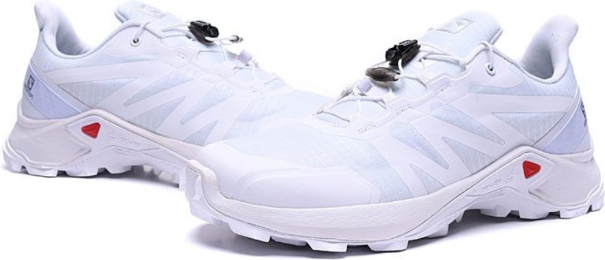 Les baskets Salomon allient performance et style de mode. Leur design innovant  choix incontournable. Pas cher . Le moins cher.