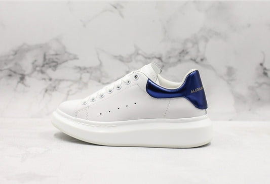 Les baskets Alexander McQueen incarnent un style emblématique et une sophistication ultime.
. leur design avant-gardiste. Pas cher . Le moins cher.