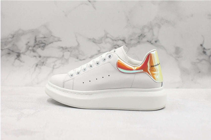 Les baskets Alexander McQueen incarnent un style emblématique et une sophistication ultime.

. leur design avant-gardiste. Pas cher . Le moins cher. 