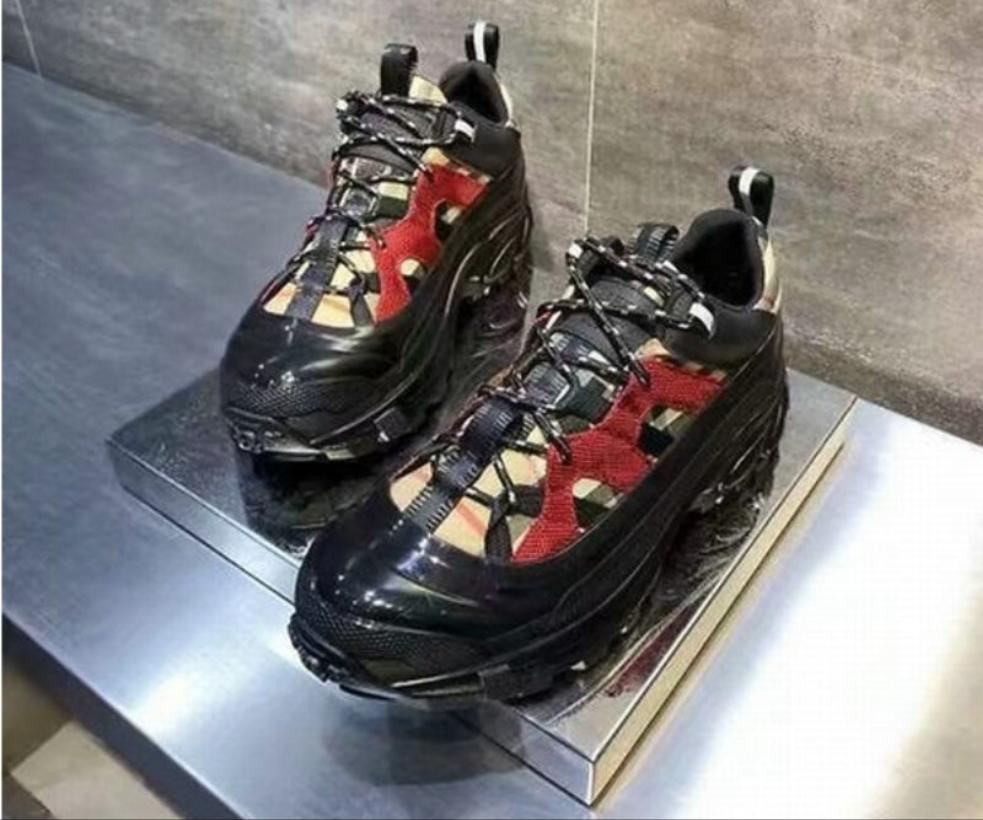 Les baskets Burberry incarnent un style emblématique et une sophistication britannique.

 leur design raffiné. Pas cher. Le moins cher. 