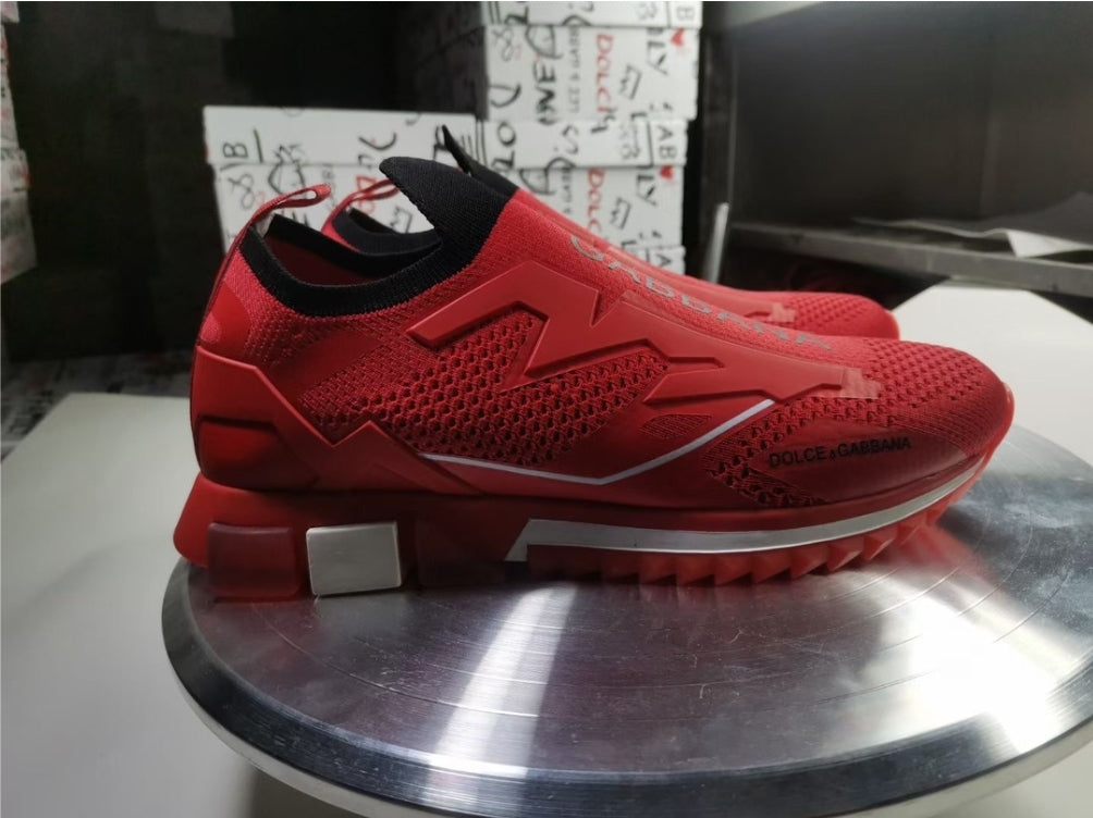 Les baskets sneakers Dolce & Gabbana incarnent un style emblématique et un luxe italien.

 leur design élégant.pas cher . Le moins cher.