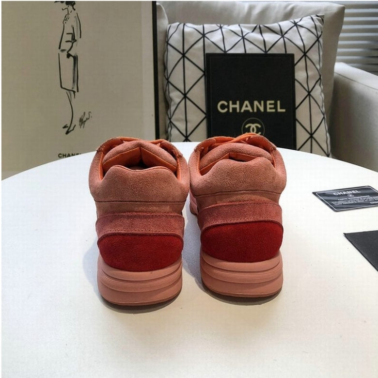 Les baskets sneakers Chanel incarnent un style emblématique et un luxe français.

leur design élégant.pas cher.le moins cher.