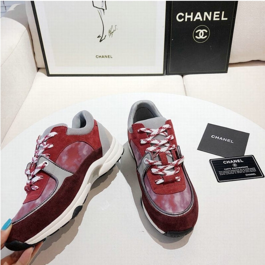 Les baskets sneakers Chanel incarnent un style emblématique et un luxe français.

leur design élégant.pas cher.le moins cher.