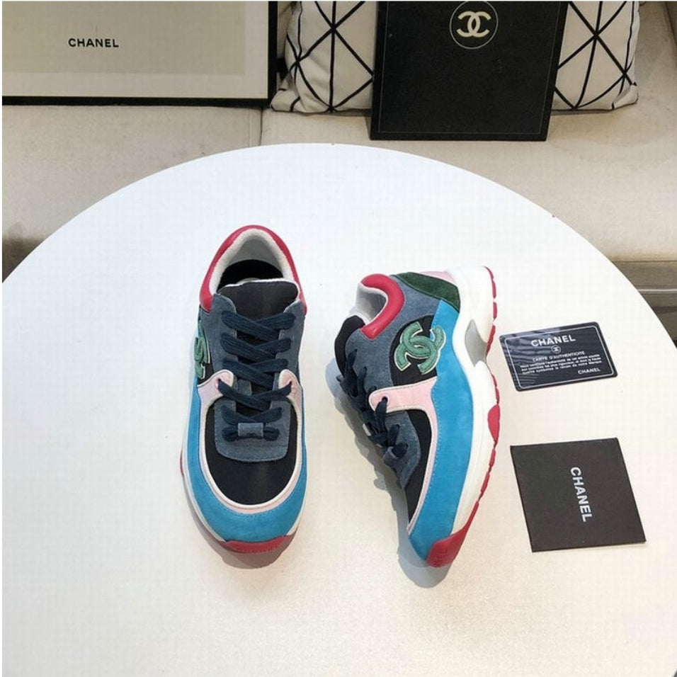 Les baskets sneakers Chanel incarnent un style emblématique et un luxe français.

leur design élégant.pas cher.le moins cher.