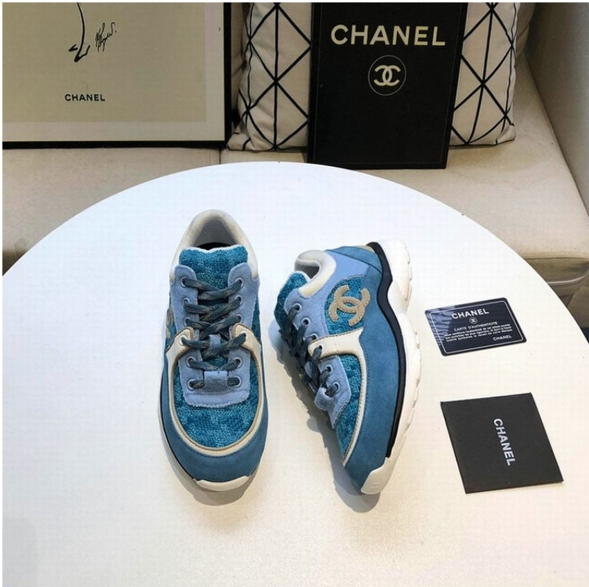 Les baskets sneakers Chanel incarnent un style emblématique et un luxe français.

leur design élégant.pas cher.le moins cher.