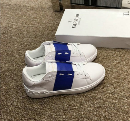 Les baskets sneakers Valentino incarnent un style emblématique et un luxe italien.

 leur design élégant.pas cher. Le moins cher.