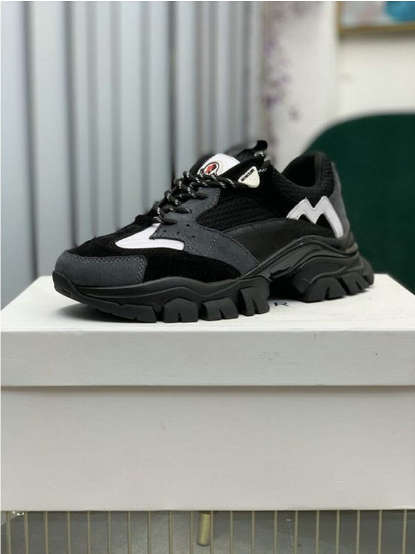 Les baskets sneakers Moncler combinent style sophistiqué et performance haut de gamme.

 leur design élégant.pas cher.le moins cher.