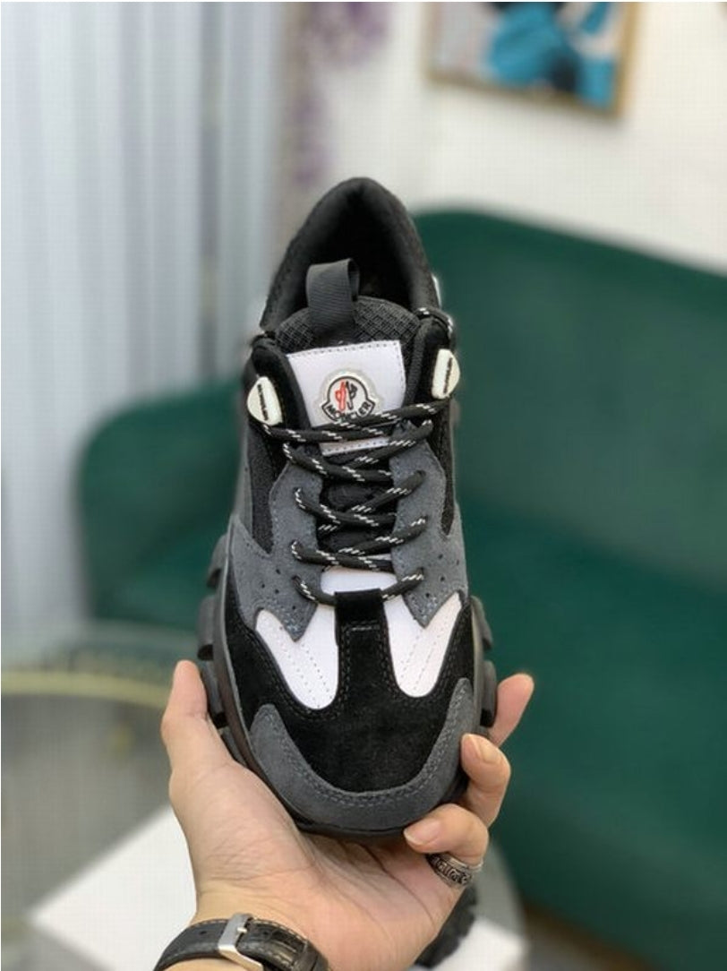 Les baskets sneakers Moncler combinent style sophistiqué et performance haut de gamme.

 leur design élégant.pas cher.le moins cher.