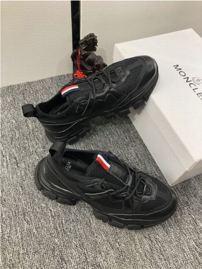 Les baskets sneakers Moncler combinent style sophistiqué et performance haut de gamme.

 leur design élégant.pas cher.le moins cher.