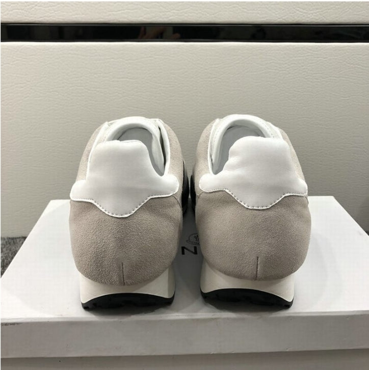 Les baskets sneakers Moncler combinent style sophistiqué et performance haut de gamme.

 leur design élégant.pas cher.le moins cher.