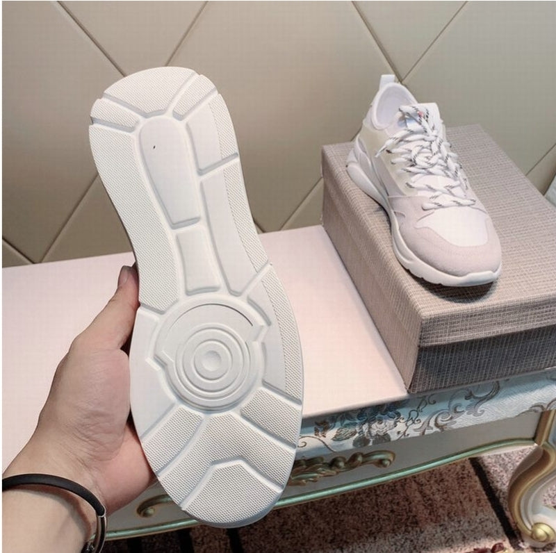 Les baskets sneakers Moncler combinent style sophistiqué et performance haut de gamme.

 leur design élégant.pas cher.le moins cher.